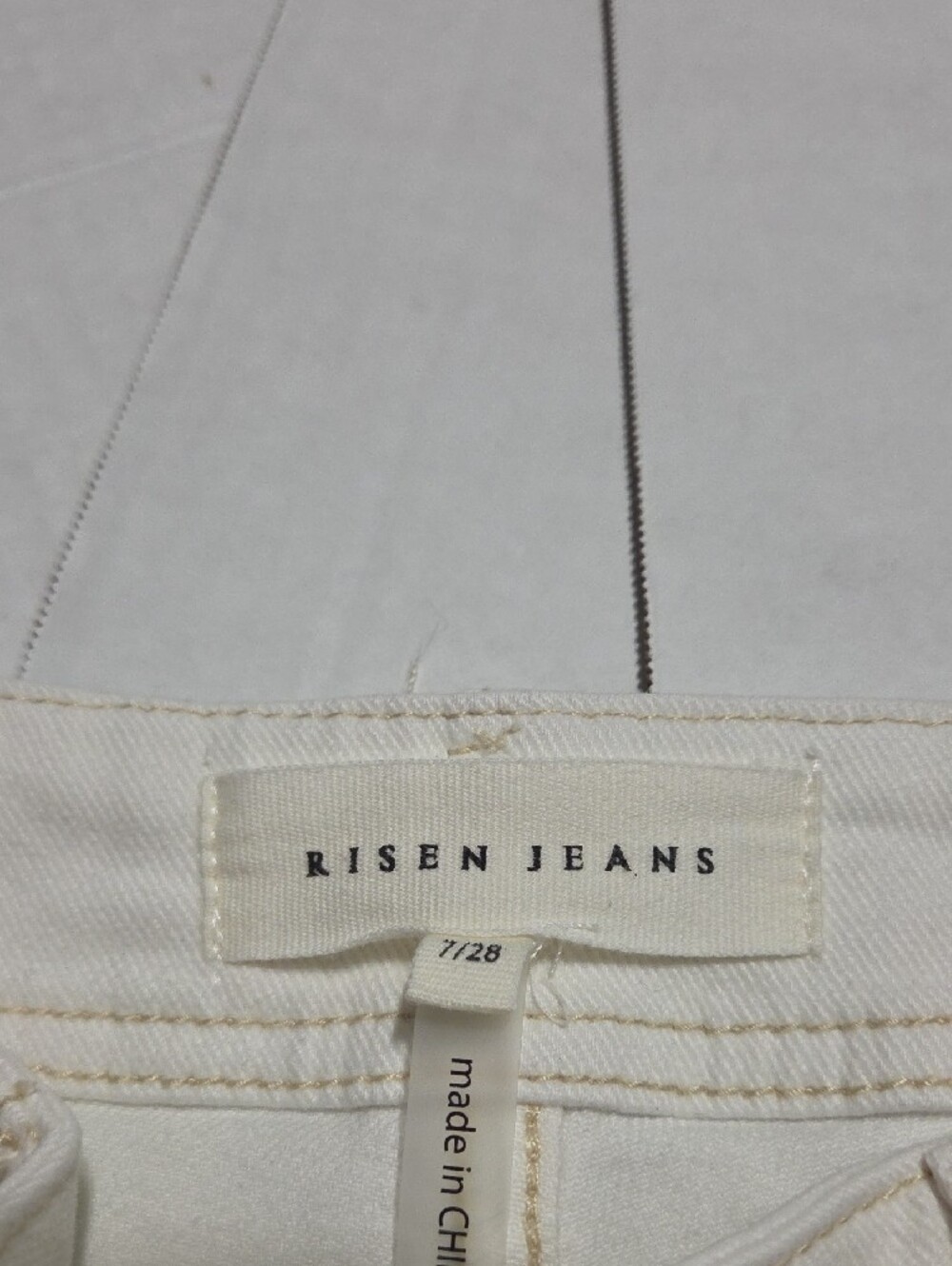 Cream Wide-Leg Jeans with Utility Front Pockets - Picture 4 of 9